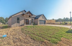 613 Cayson Street, Bono, AR 72416