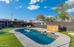 2635 E CLARENDON Avenue, Phoenix, AZ 85016