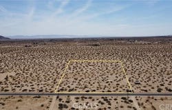 1153 Belfield Boulevard, Landers, CA 92285
