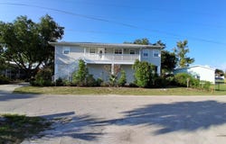 32 884th Ave, Suwannee, FL 32692