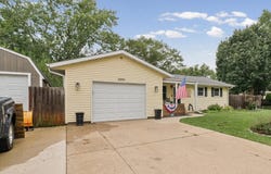 2201 Clover Lane, Champaign, IL 61821