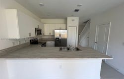 875 NE 211TH ST, Miami, FL 33179