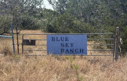 4807 CR 429, Uvalde, TX 78801