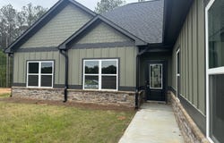 2089 N Hicks Road, Toccoa, GA 30577