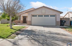 654 Sequoia St, Imperial, CA 92251