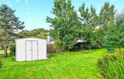 206 Lewis Ave, Jeannette, PA 15644