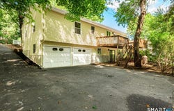77 Evergreen Avenue, Hamden, CT 06518