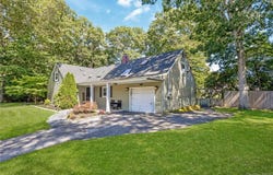 23 Lakeside Drive, Ronkonkoma, NY 11779