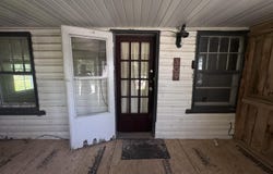 309 E Webster Avenue, Ava, MO 65608