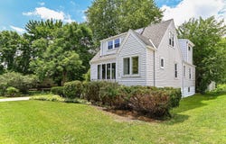 3445 S 96th St, Milwaukee, WI 53227