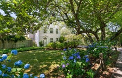 93 Buell Lane, East Hampton, NY 11937