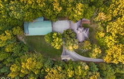 11444 W Red Oak Court, Columbus, IN 47201