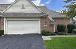 2561 Cleveland Way, Canton, MI 48188