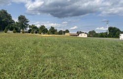 Grandview Lane, Jacksboro, TN 37757