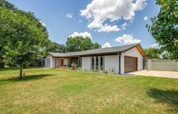 400 Glenn Drive, Hurst, TX 76053