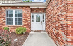 73 Cypress Ct, Roanoke, VA 24019