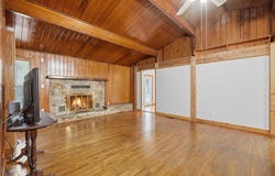 10 Forest Lane, Eureka Springs, AR 72632