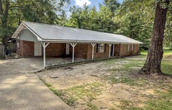 500 W Avenue, McComb, MS 39648