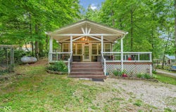 11033 Dogwood Lane, Cloverdale, IN 46120
