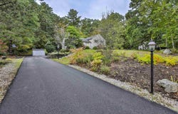 34 Joanne Drive, Hooksett, NH 03106