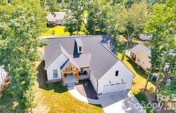 2754 Emperor Street, Claremont, NC 28610