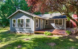 5717 SE SALQUIST Rd, Gresham, OR 97080
