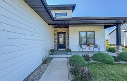 2713 E Stone Creek Boulevard, Urbana, IL 61802