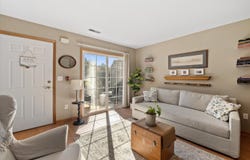 617 Westfield Way, Pewaukee, WI 53072