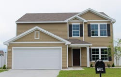724 LIBERTY Circle, MACCLENNY, FL 32063