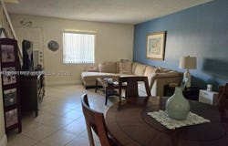 2174 W 60th St, Hialeah, FL 33016