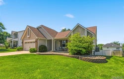 33 Georgetown Circle, O'Fallon, MO 63368