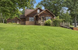 924 W 3rd Street, Connersville, IN 47331