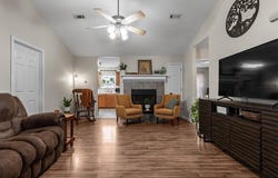 1312 Hackberry Place, Elkins, AR 72727