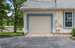 701 O Hwy, Laurie, MO 65037