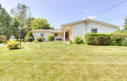 6 Burtenmar Circle, Paxton, MA 01612