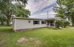 149 State Road, Rockbridge, IL 62081