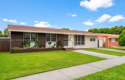 8810 SW 54th Ter, Miami, FL 33165
