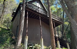 5186 River Ave, Dunsmuir, CA 96067-2101