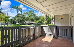10 Aster Place, Oldsmar, FL 34677