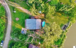 9900 S 252nd Street, Waterloo, NE 68069
