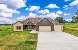 134 Republican Loop, Greenbrier, AR 72058