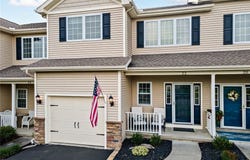 22 Casabella Drive, Fredonia, NY 14063