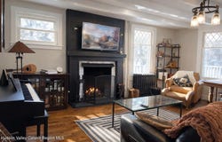 30 Old Post Road N, Red Hook, NY 12571