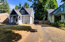 1445 W 11TH Ave, Eugene, OR 97402