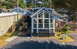 4875 N HIGHWAY 101, DepoeBay, OR 97341