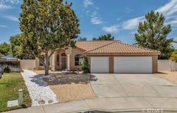 903 Sarazen St, Hemet, CA 92543