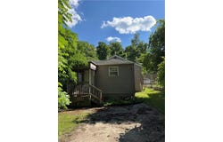 449 Main St, New Eagle, PA 15067
