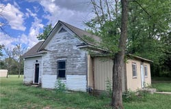 108 W Kansas Avenue, Blue Mound, KS 66010
