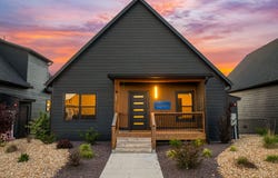240 Poolside Pass, Hollister, MO 65672