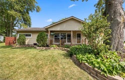 225 Forest Street, LaGrange, OH 44050